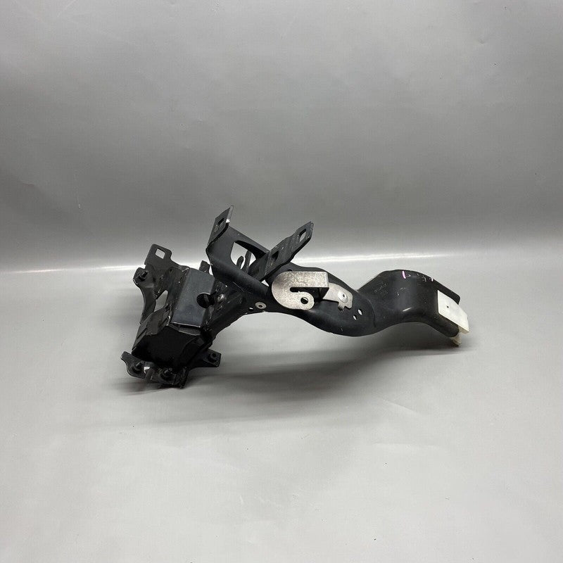 750 BMW 750 RADIATOR SUPPORT HEADLIGHT BRACKET RIGHT 2016 2017 2018 2019 OEM