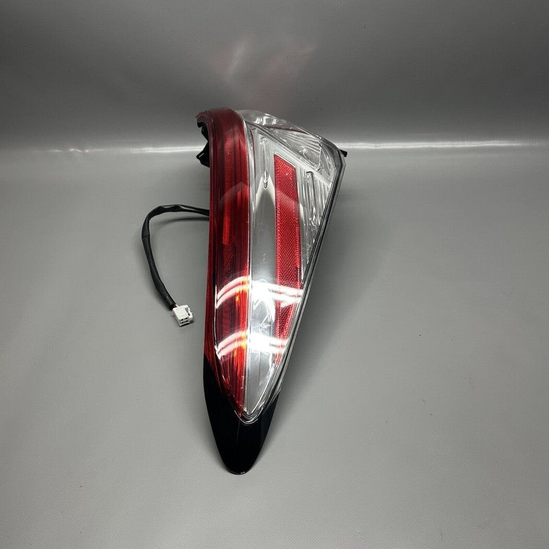 TOYOTA CAMRY TAIL LIGHT LEFT DRIVER 2018 2019 2020 OEM 