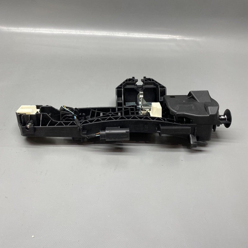 A2047602334 MERCEDES BENZ GLS450 HANDLE BASE LEFT A2047602334 2017 2018 2019 OEM