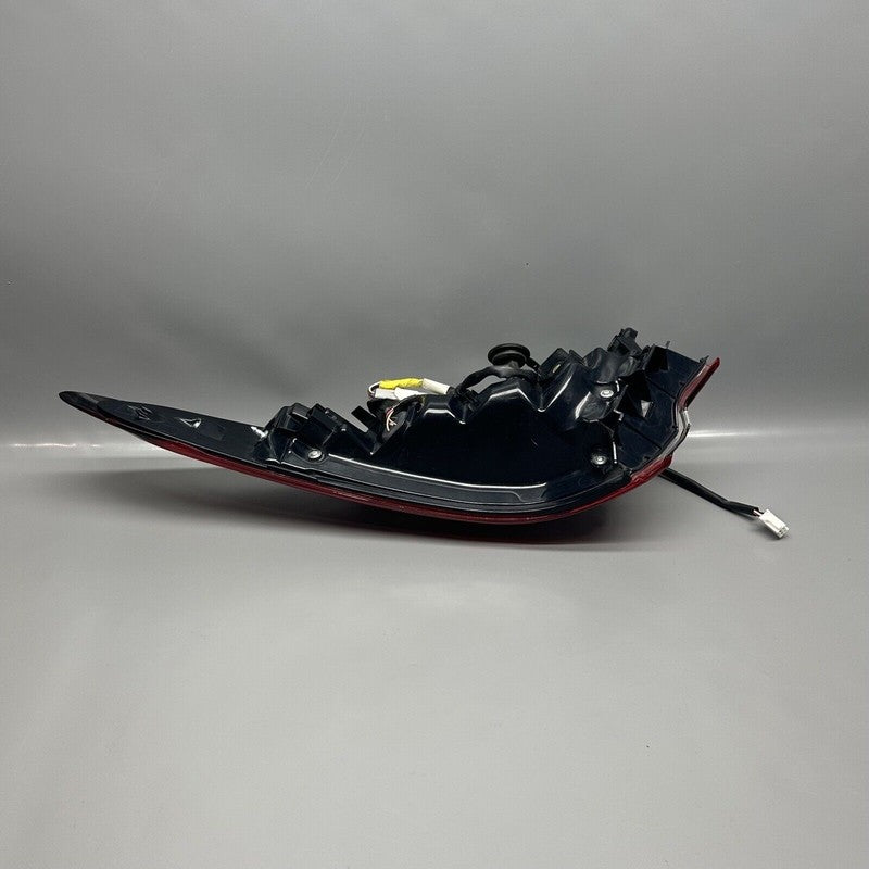 TOYOTA CAMRY TAIL LIGHT LEFT DRIVER 2018 2019 2020 OEM 