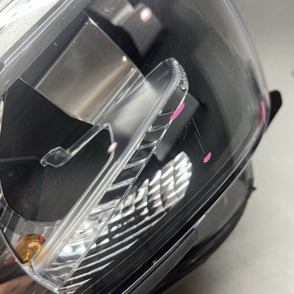 8739646 BMW X3 HEADLIGHT RIGHT PASSENGER 2018 2019 2020 LED OEM 8739646