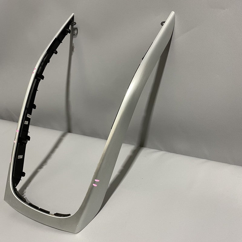 8K0863305 AUDI A4 A5 CONSOLE TRIM MOLDING FRAME 8K0863305 2013 2014 2015 2016 OEM