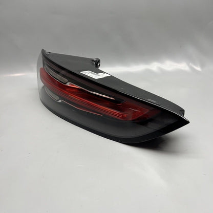 9Y0945096J PORSCHE CAYENNE TAIL LIGHT RIGHT PASSENGER 2019 20 21 22 2023 LED OEM 9Y0945096J
