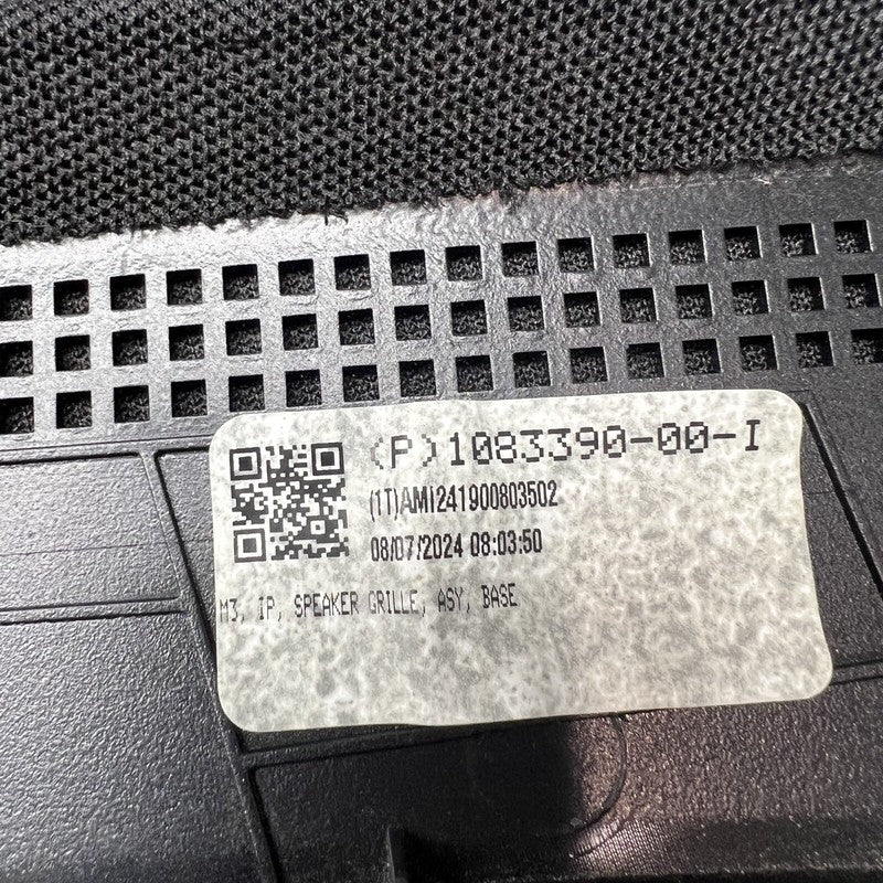 1083390-00-i TELSA MODEL 3 DASH INSTRUMENT PANEL DEFROSTER GRILLE 2017 2018 2019 2020 OEM