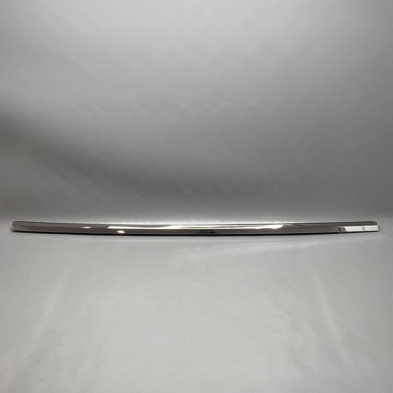 1032175-00-C TESLA MODEL X DOOR WINDOW MOLDING RIGHT FRONT 2016 17 18 19 2020 1032175-00-C