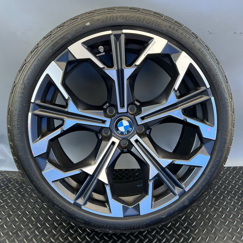 5A64AF0 BMW 340i M340 WHEEL RIM 19 INCH 2024 2025 OEM 5A64AF0
