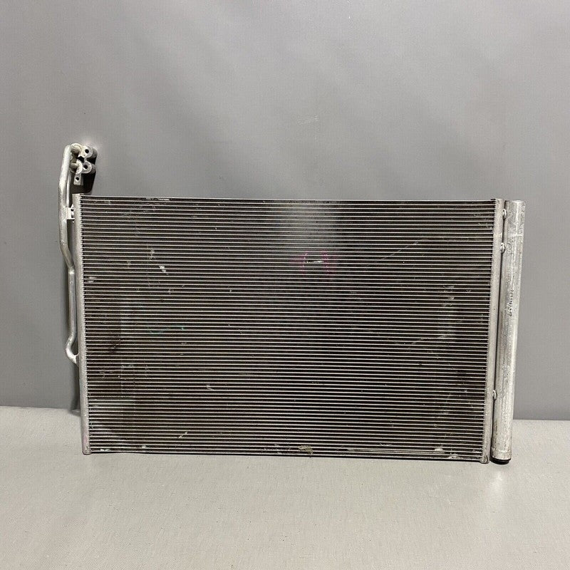 7P0820411B PORSCHE CAYENNE AC CONDENSER VOLKSWAGEN TOUAREG 3.0L V6 2011 2012 13 14 15 2016