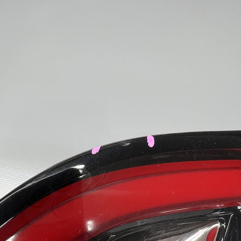 1502088-00-B TESLA MODEL Y LIFTGATE TAIL LIGHT LEFT DRIVER 2020 21 22 2023 OEM 1502088-00-B