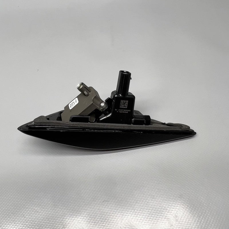 1820734-00-C TESLA MODEL 3 Y REPEATER FENDER CAMERA LEFT 2023 2024 OEM 1820734-00-C