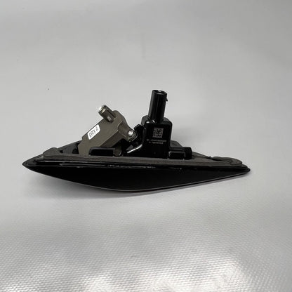 1820734-00-C TESLA MODEL 3 Y REPEATER FENDER CAMERA LEFT 2023 2024 OEM 1820734-00-C