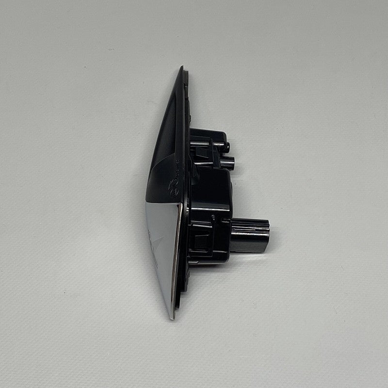 1642010-00-A TESLA MODEL Y FENDER MARKER CAMERA LEFT DRIVER 2020 2021 2022 2023 OEM