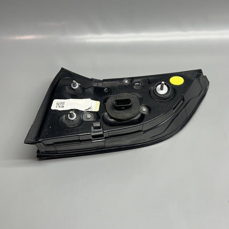 TESLA MODEL Y TAIL LIGHT TRUNK LEFT 2020 2021 2022 2023 LED OEM 150208