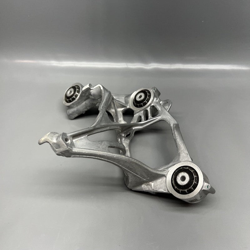 1464418-50-C TESLA MODEL X DRIVE CHIT MOUNT BRACKET SUPPORT 2017 18 19 2020 OEM 1464418-50-C