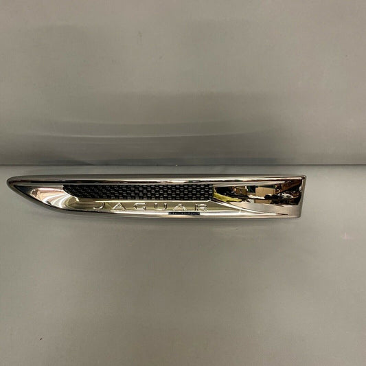 CX63-280B11-A JAGUAR XE FENDER MOULDING LEFT SIDE 2018 2019 2020 OEM CX63-280B11-A
