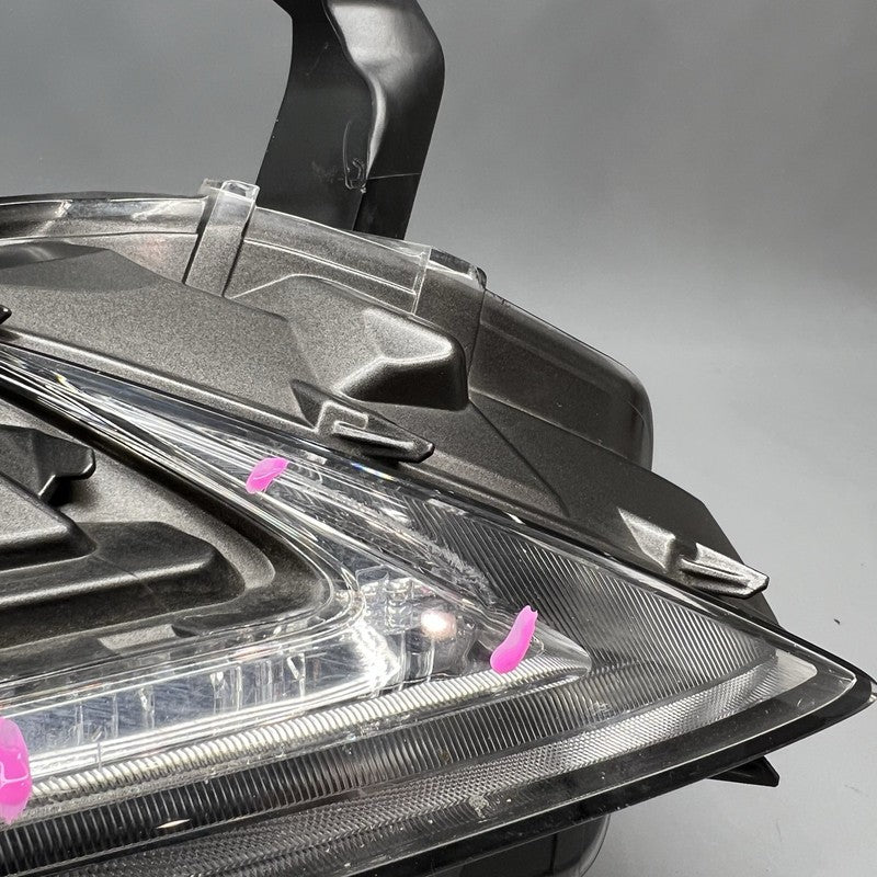 NX200 LEXUS NX200 RUNNING FOG LIGHT RIGHT PASSENGER 2016 2017 2018 2019 OEM 