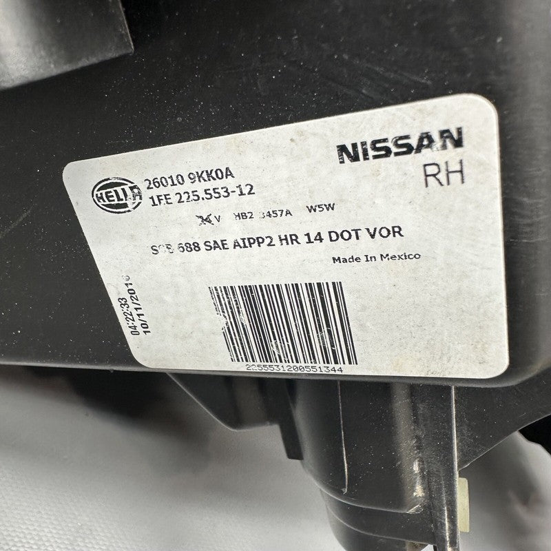 26010-9KK0A NISSAN VERSA HEADLIGHT RIGHT PASSENGER HALOGEN 2015 2016 17 18 2019 26010-9KK0A