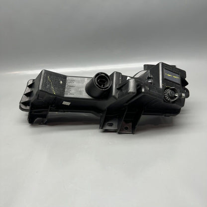 1077392-00-F TESLA MODEL 3 FOG LIGHT RIGHT PASSENGER 2017 18 19 20 21 2022 OEM 1077392-00-F