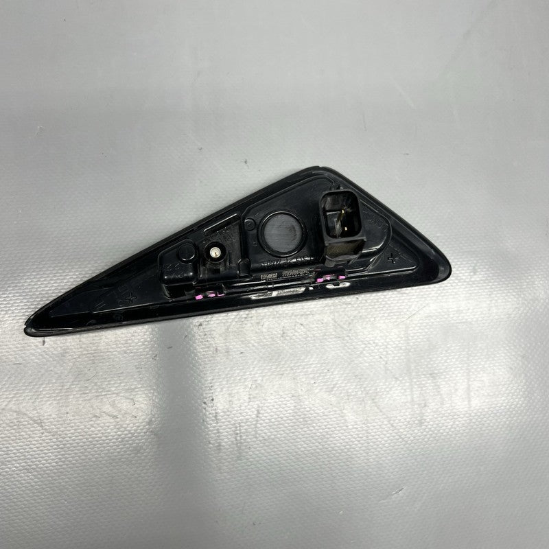 1125107-50-G TESLA MODEL 3 FENDER CAMERA MARKER RIGHT 2017 2018 2019 2020 2021 1125107-50-G