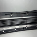 1619812-00-B TESLA MODEL Y WINDSHIELD WINDOW WIPER COWL PANEL 2020 21 22 2023 1619812-00-B
