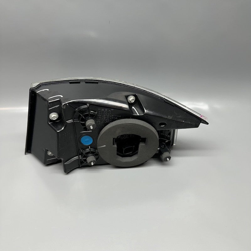 1077398-00-H TESLA MODEL S TAIL LIGHT LEFT 2016 2017 2018 2019 2020 2021 6005918-00-G DAMAGED