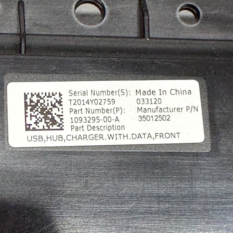 TESLA MODEL 3 USB HUB CHARGER DATA FRONT 2017 2018 2019 2020 OEM 10932