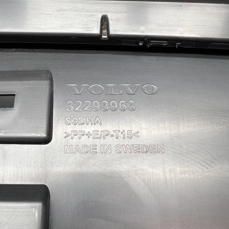 32293963 VOLVO V60 CROSS COUNTRY REAR BUMPER VALANCE 2023 2024 OEM 32293963