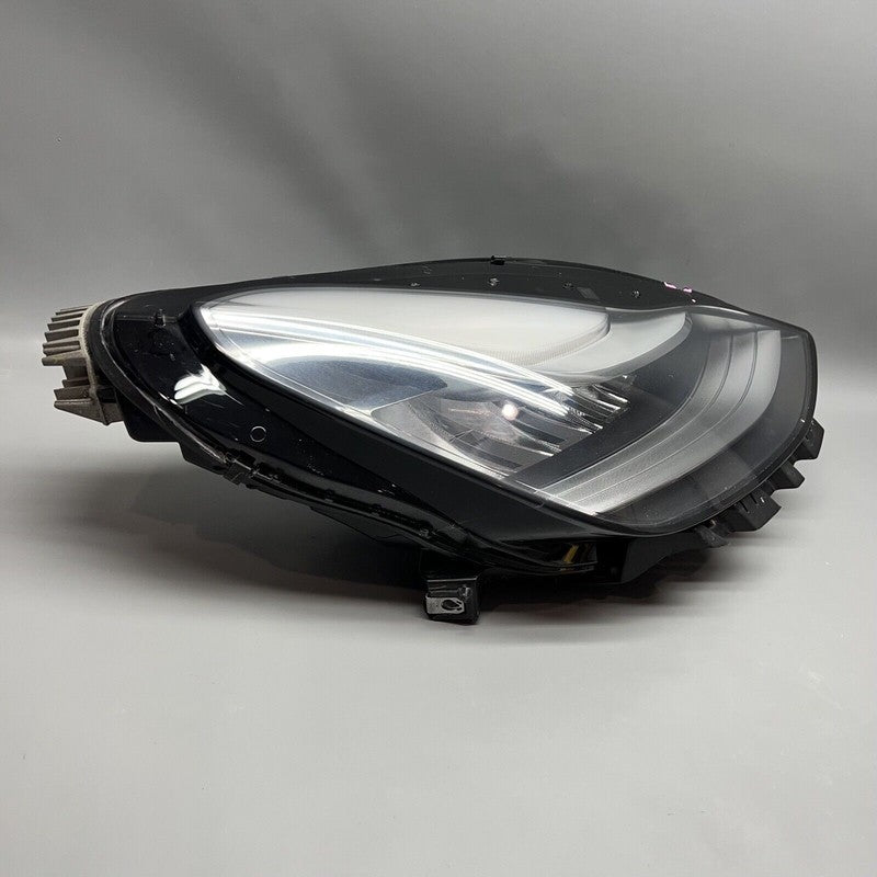 1077372-00-K TESLA MODEL 3,Y HEADLIGHT RIGHT PASSENGER 2017 18 19 2020 LED OEM 1077372-00-K