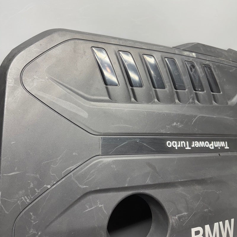 BMW 540 740 ENGINE COVER 2016 2017 2018 2019 OEM 8607142