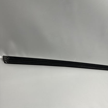 1495710-00-D TESLA MODEL Y DOOR WINDOW MOLDING LEFT FRONT 2020 2021 22 2023 OEM 1495710-00-D