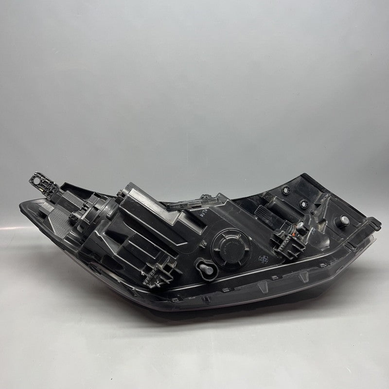 92101-D3 HYUNDAI TUCSON HEADLIGHT LEFT DRIVER 2016 2017 2018 HALOGEN OEM