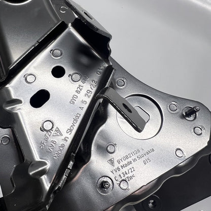 9Y0821472 PORSCHE CAYENNE HEADLAMP FENDER BRACKET SUPPORT 2019 2020 2021 OEM 9Y0821472