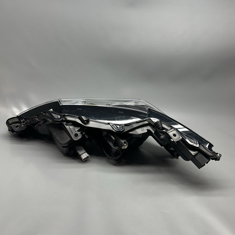 TOYOTA CAMRY HEADLIGHT RIGHT PASSENGER 2018 2019 2020 LED OEM 