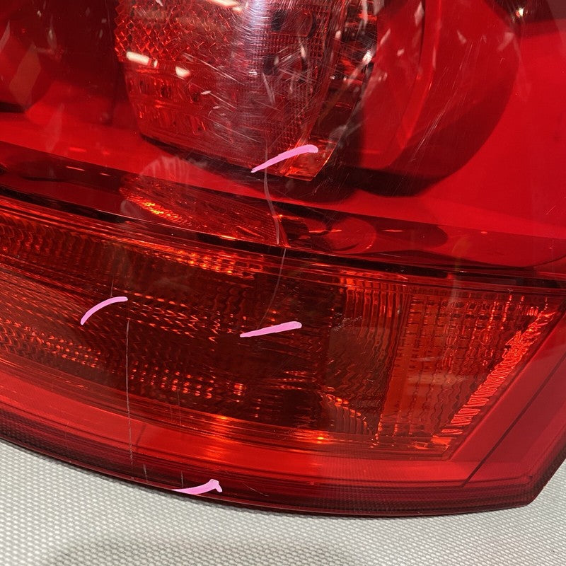 4L0945094A AUDI Q7 TAIL LIGHT RIGHT PASSENGER 4L0945094A 2007 2008 2009 OEM