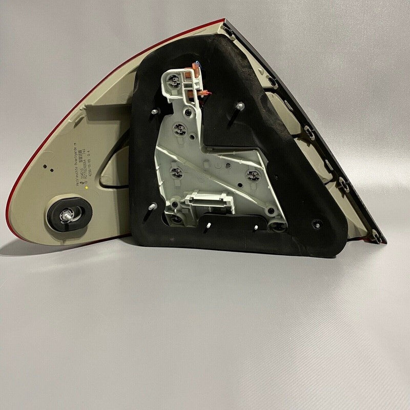 A2118202664 MERCEDES BENZ E350 TAIL LIGHT RIGHT PASSENGER SIDE E550 2007 2008 2009 LED OEM