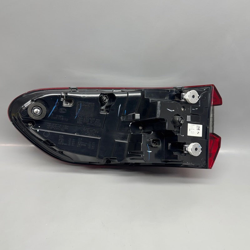 BMW X5 TAIL LIGHT RIGHT PASSENGER X5M 2019 2020 2021 2022 2023 OEM 374