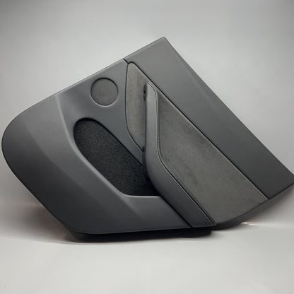 1897297-00-B TESLA MODEL Y DOOR PANEL RIGHT REAR 2021 2022 2023 2024 OEM 1897297-00-B