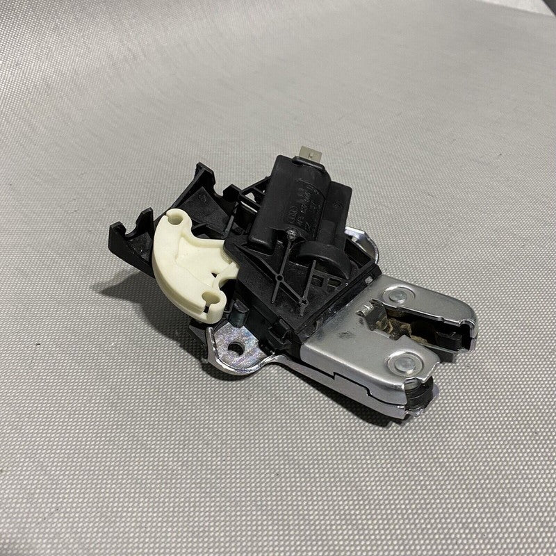 4F5827505D AUDI A8 TRUNK LOCK ACTUATOR MOTOR 2004 2005 2006 2007 2008 2009 2010 OEM