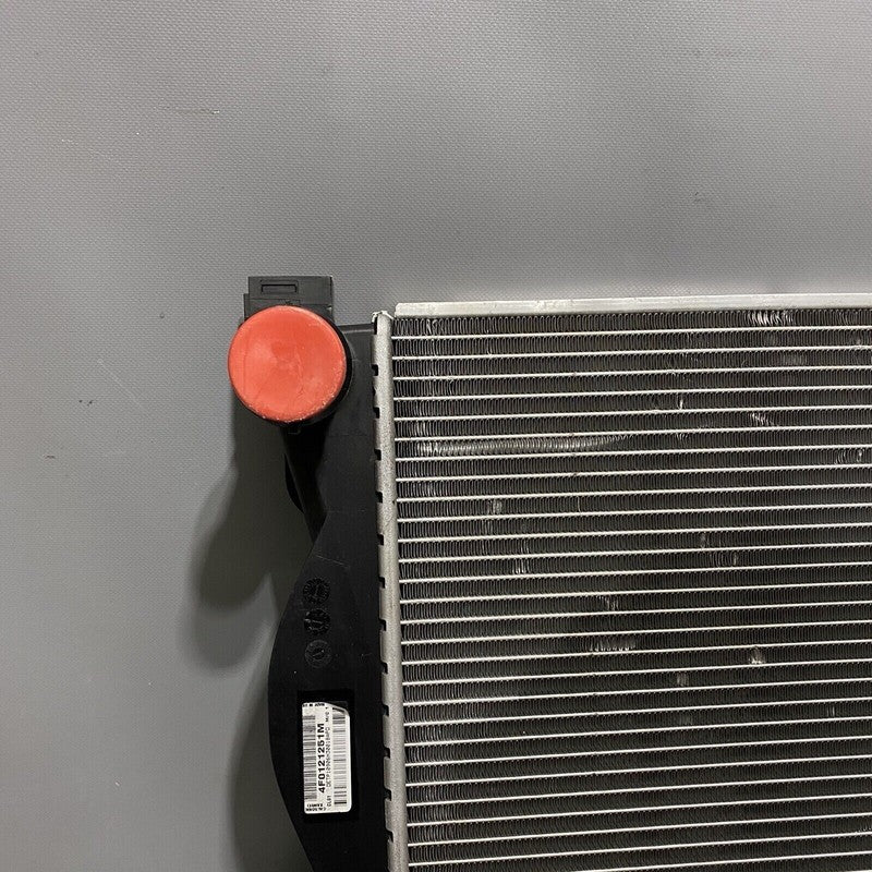 4F0121251M AUDI A6 V6 COOLING RADIATOR 4F0121251M OEM 2005 2006 2007 2008 2009 2010 2011 