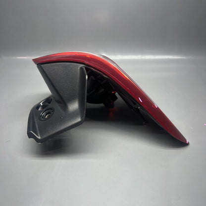 84769835 CHEVY EQUINOX TAIL LIGHT LEFT DRIVER 2018 2019 2020 2021 OEM