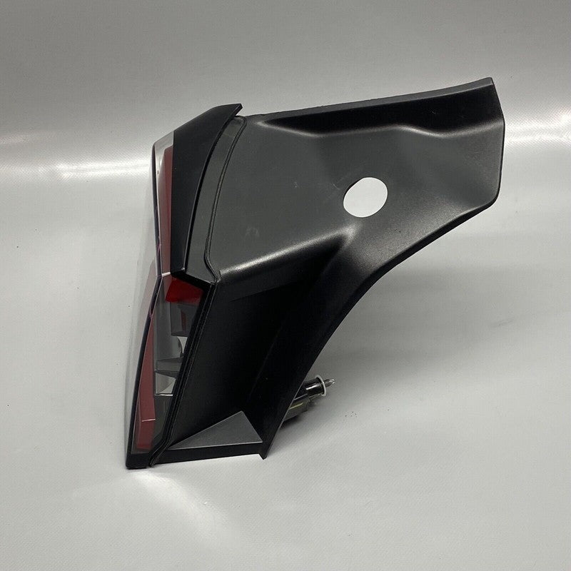 1502086-00-D TESLA MODEL Y TAIL LIGHT LEFT DRIVER 2020 2021 2022 2023 LED OEM 1502086-00-D