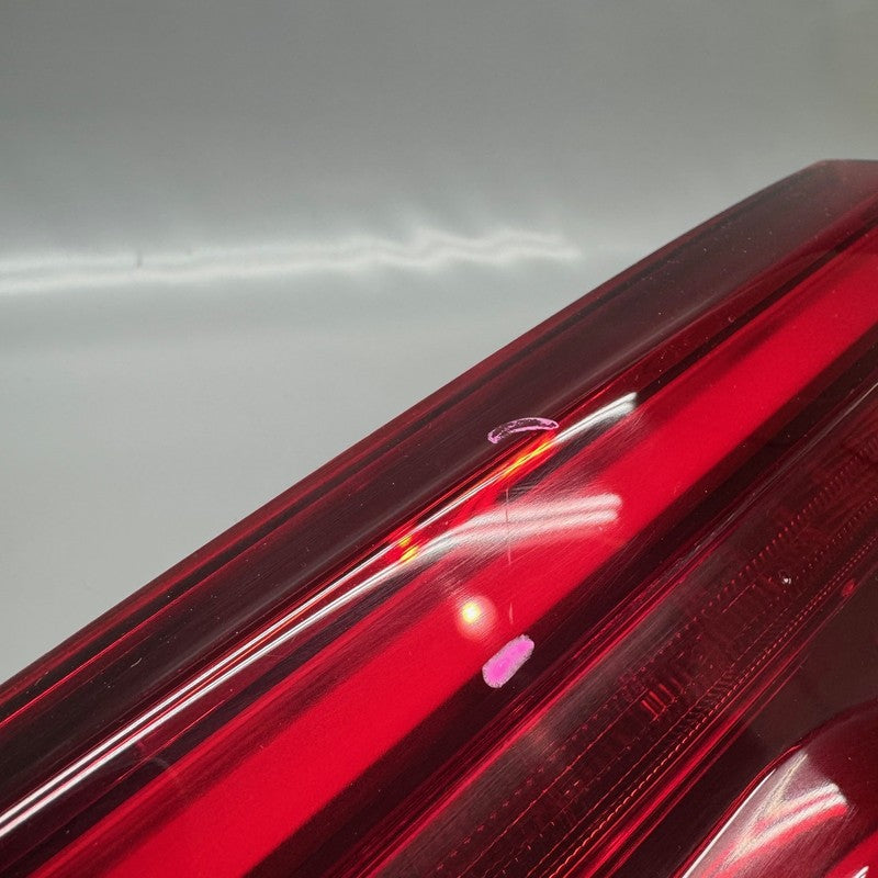 BMW X3M TAIL LIGHT INNER RIGHT PASSENGER 2018 2019 2020 2021 OEM 89853