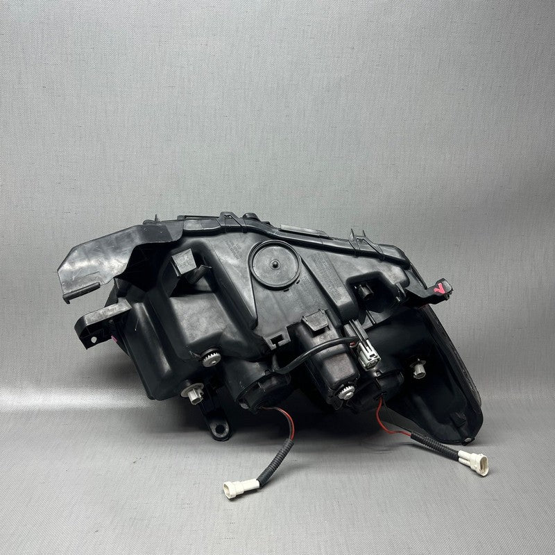 TOYOTA TACOMA HEADLIGHT LEFT DRIVER 2016 2017 2018 2019 DOUBE PROJECTOR 