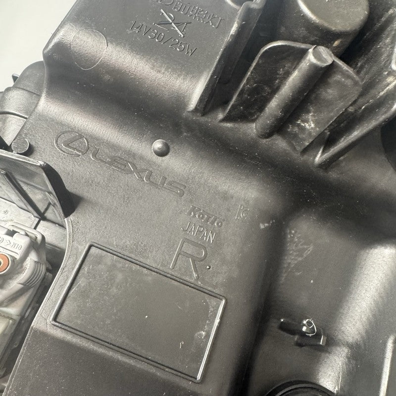 IS200T LEXUS IS200T HEADLIGHT RIGHT PASSENGER 2017 2018 2019 2020 LED OEM