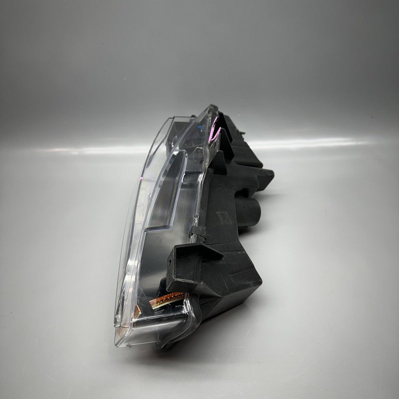 1077391-00-F TESLA MODEL 3 FOG LIGHT LEFT DRIVER 2017 18 19 20 21 22 2023 3 PIN 1077391-00-F