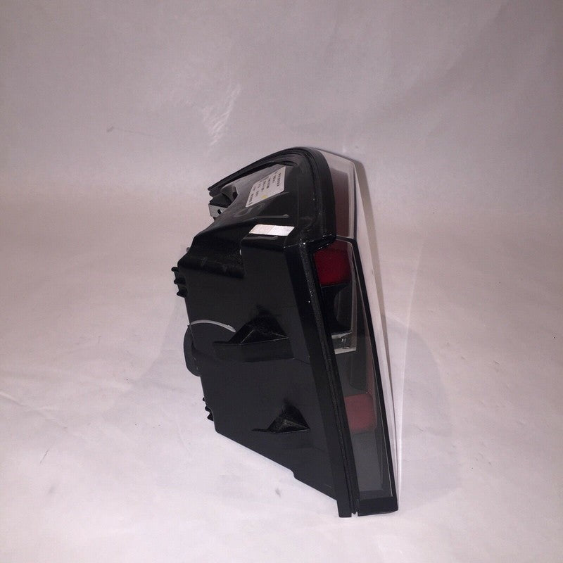 1034333-00-A TESLA MODEL X TAIL LIGHT RIGHT PASSENGER 1034333-00-A 2015 2016 2017 2018 OEM