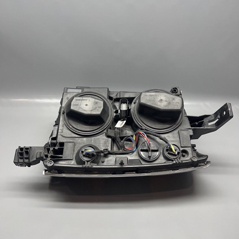 CHEVY SILVERADO 1500 HEADLIGHT RIGHT PASSENGER 2014 2015 HALOGEN OEM 