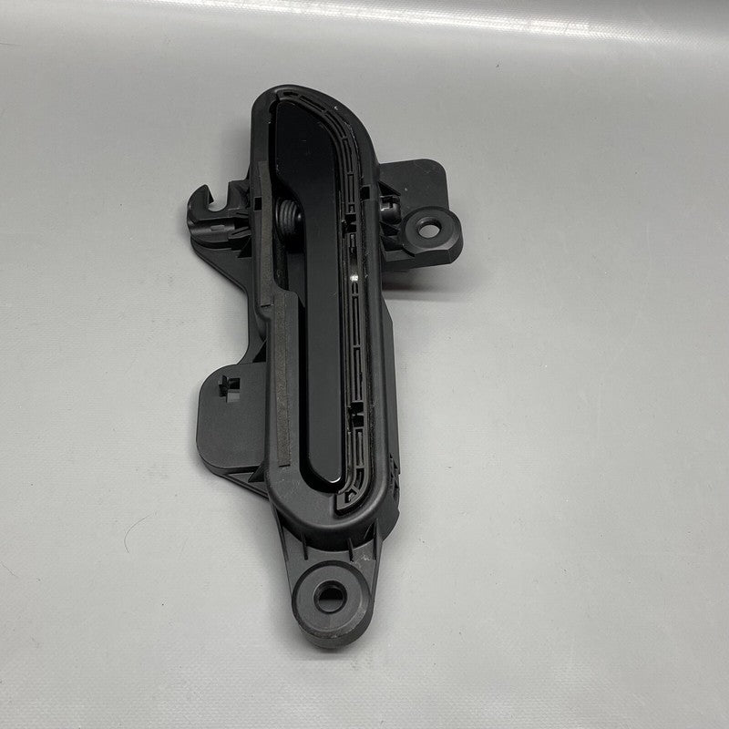1528114-00-D TESLA MODEL Y 3 DOOR HANDLE LEFT OUTER 2017 2018 2019 2020 2021 2022 OEM
