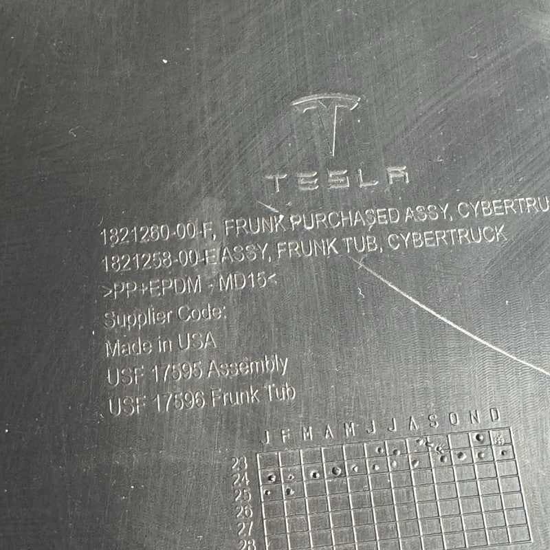 1821260-00-F TESLA CYBERTRUCK FRUNK 2024 2025 OEM 1821260-00-F