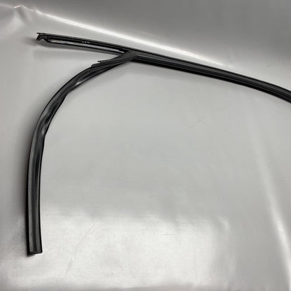 80A837432C AUDI Q5 WINDOW GUIDE RIGHT FRONT 80A837432C 2018 2019 2020 OEM