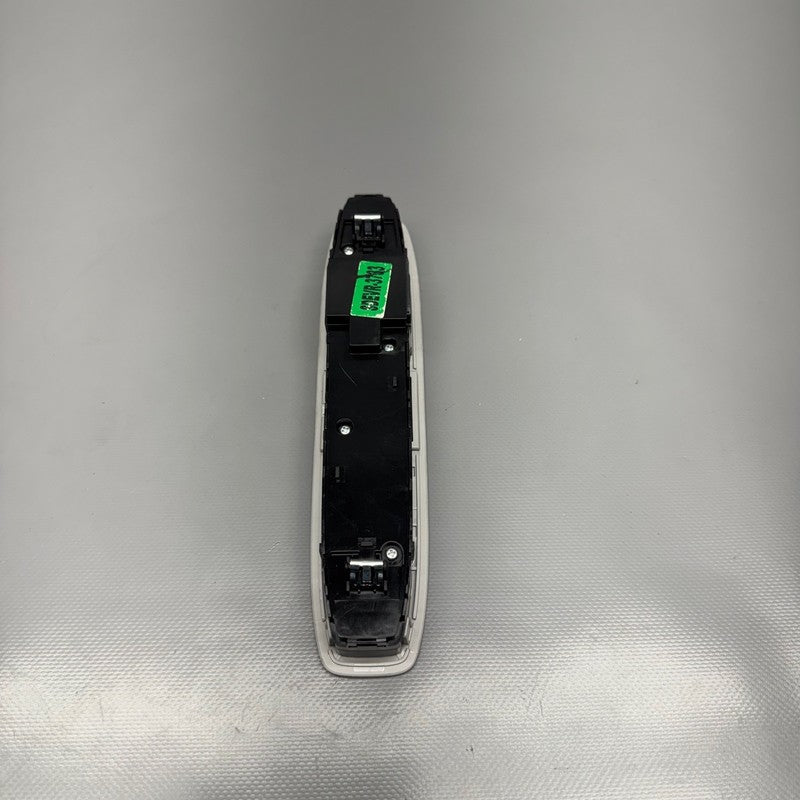 1092573-00-K TESLA MODEL 3 DOME OVERHEAD CONSULE FRONT 2017 2018 2019 2020 2021 OEM 